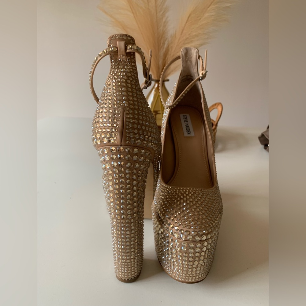Steve Madden Skyrise-r rhinestones heels